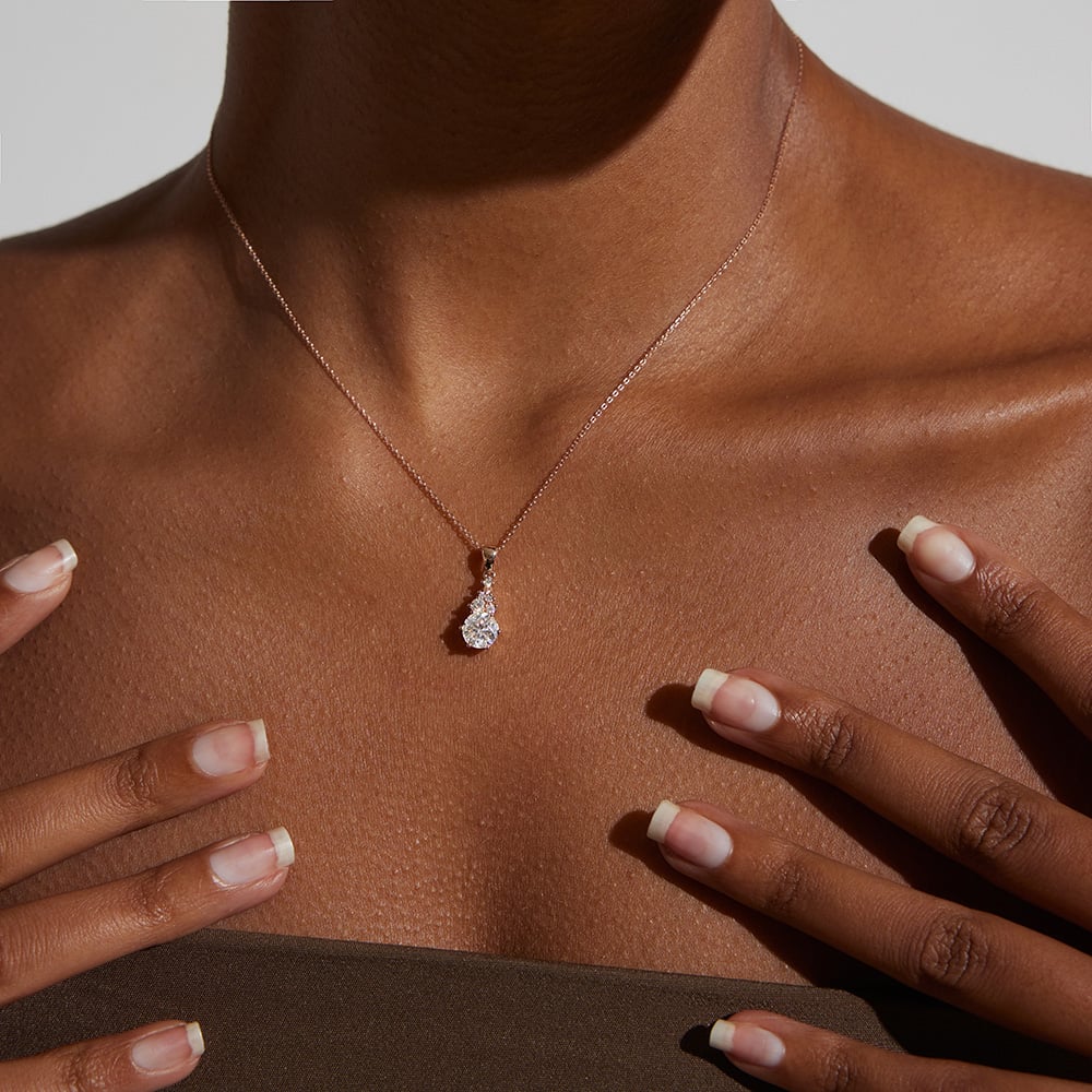 Round Cut Cluster Lab Grown Diamond Solid Gold Necklace For Women