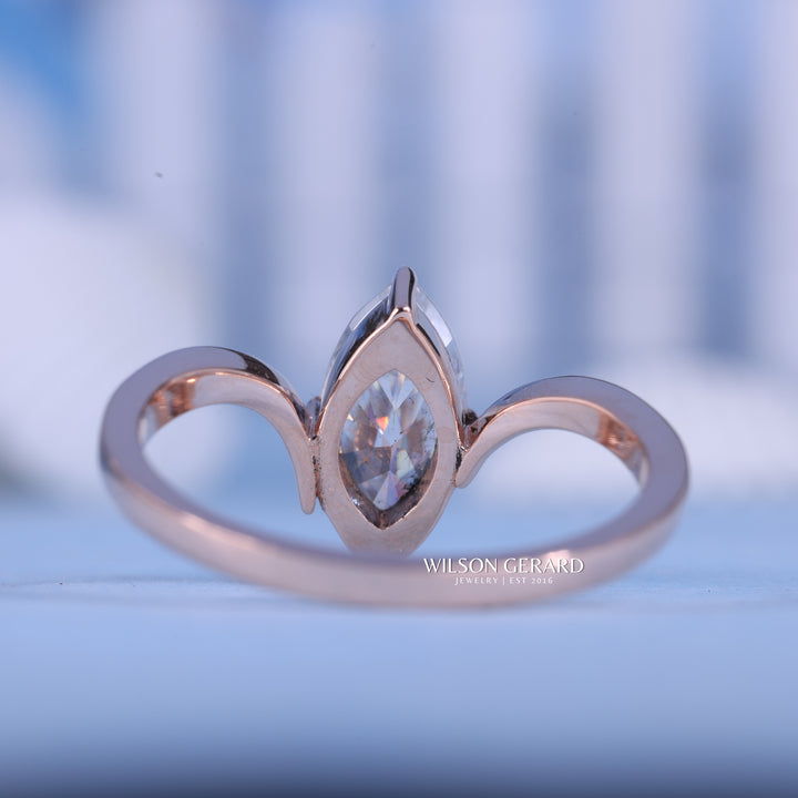 1.50CT Marquise E/VS1 CVD Diamond Unique Curved Engagement Rings