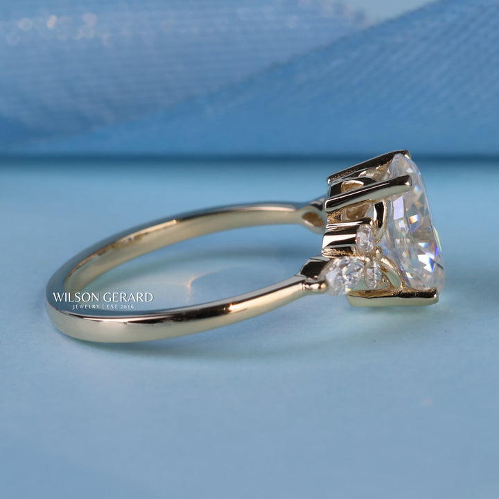 2.0CT Oval E/VS1 Lab Grown Diamond Cluster Engagement Ring