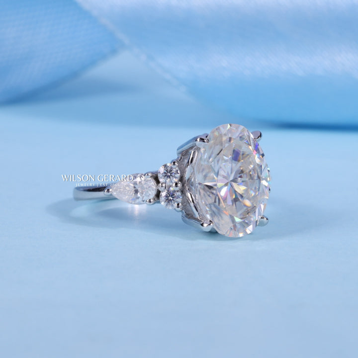 2.0CT Oval E/VS1 Lab Grown Diamond Cluster Timeless Engagement Ring