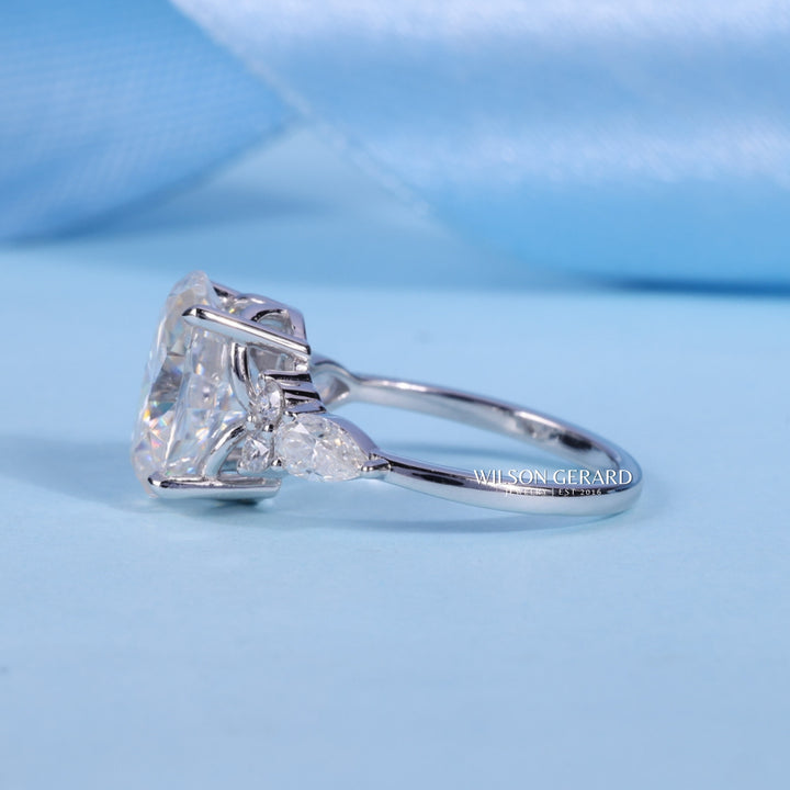 2.0CT Oval E/VS1 Lab Grown Diamond Cluster Timeless Engagement Ring