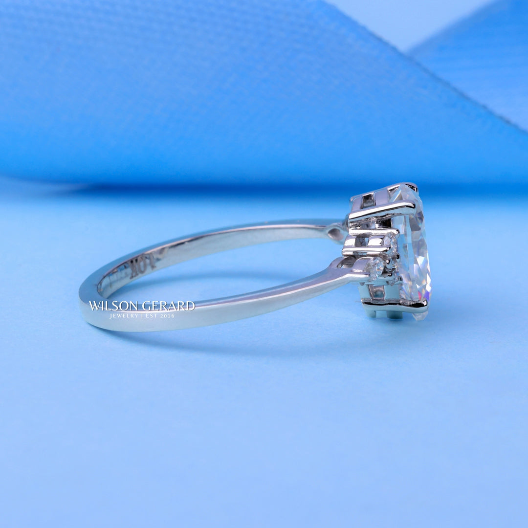 1.0CT Pear E/VS CVD Diamond Cluster Engagement Ring