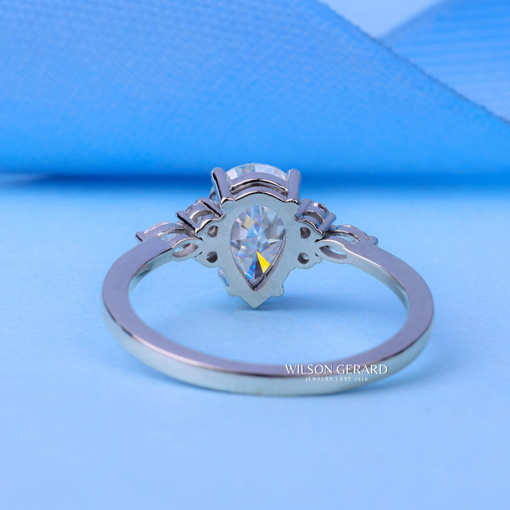 1.0CT Pear E/VS CVD Diamond Cluster Engagement Ring
