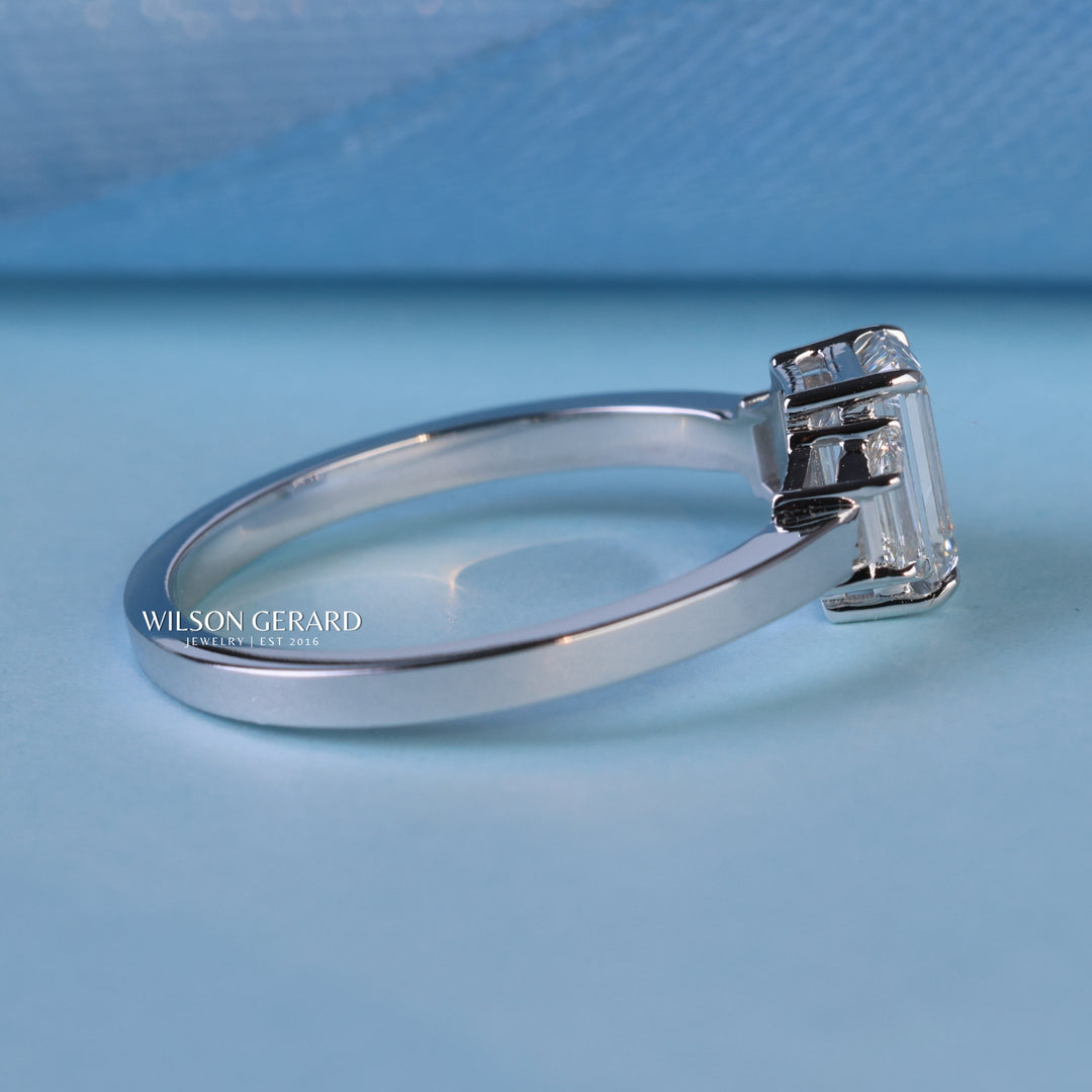 1.0CT Emerald E/VS1 Lab Grown Diamond Three Stone Engagement Rings