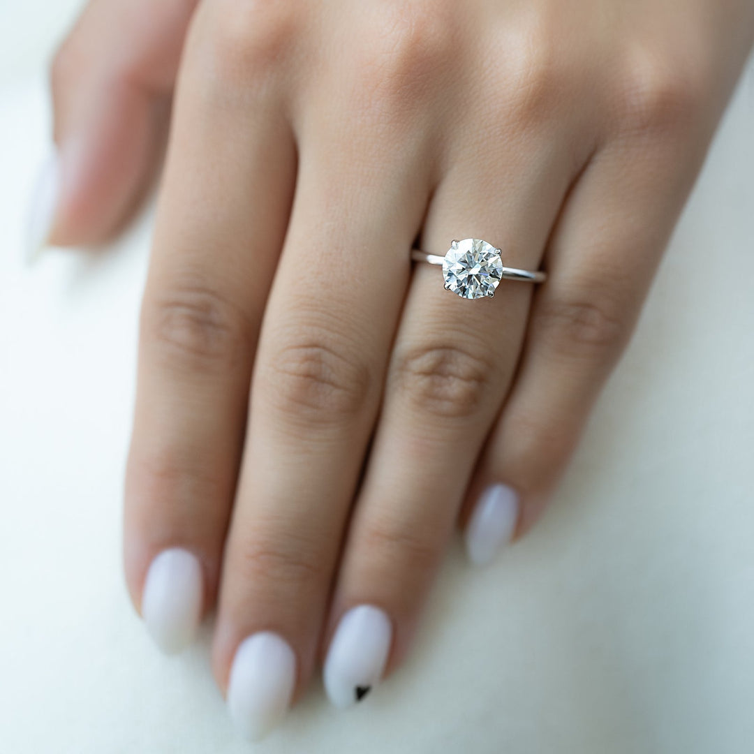 2-0-ct-round-f-vs1-cvd-diamond-solitaire-engagement-ring