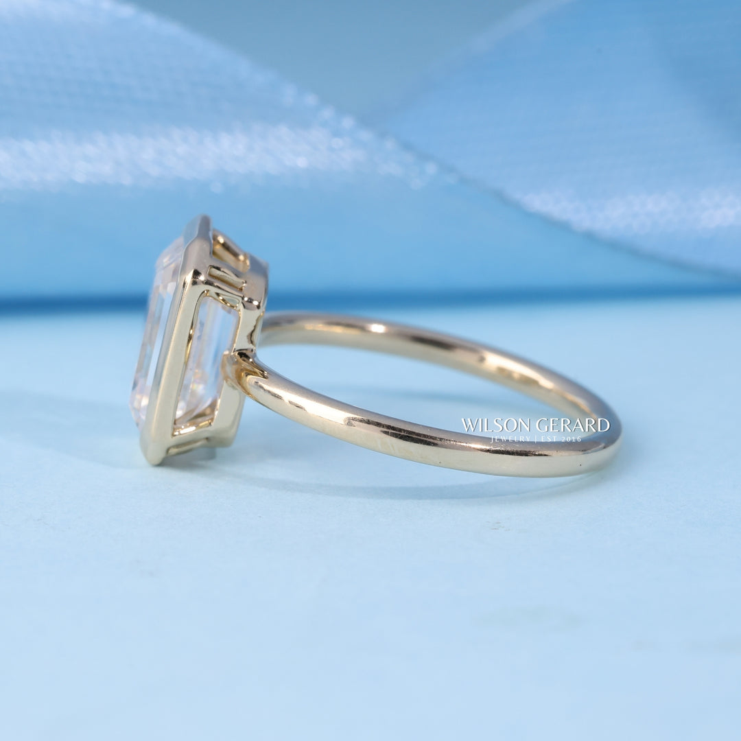 2.0CT Bezel Set Emerald E/VS1 Lab Grown Diamond Timeless Engagement Rings