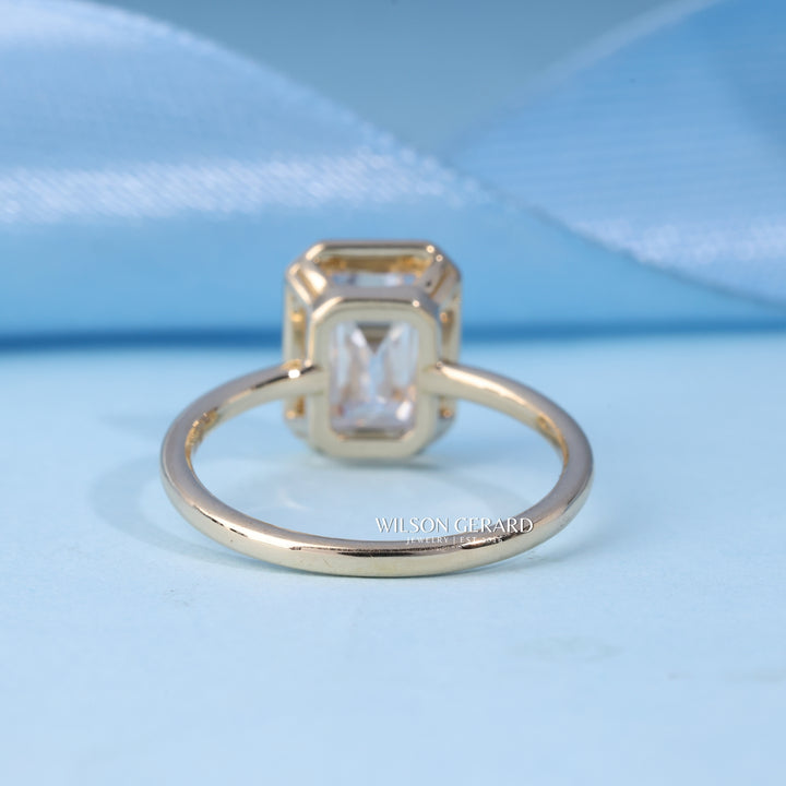 2.0CT Bezel Set Emerald E/VS1 Lab Grown Diamond Timeless Engagement Rings