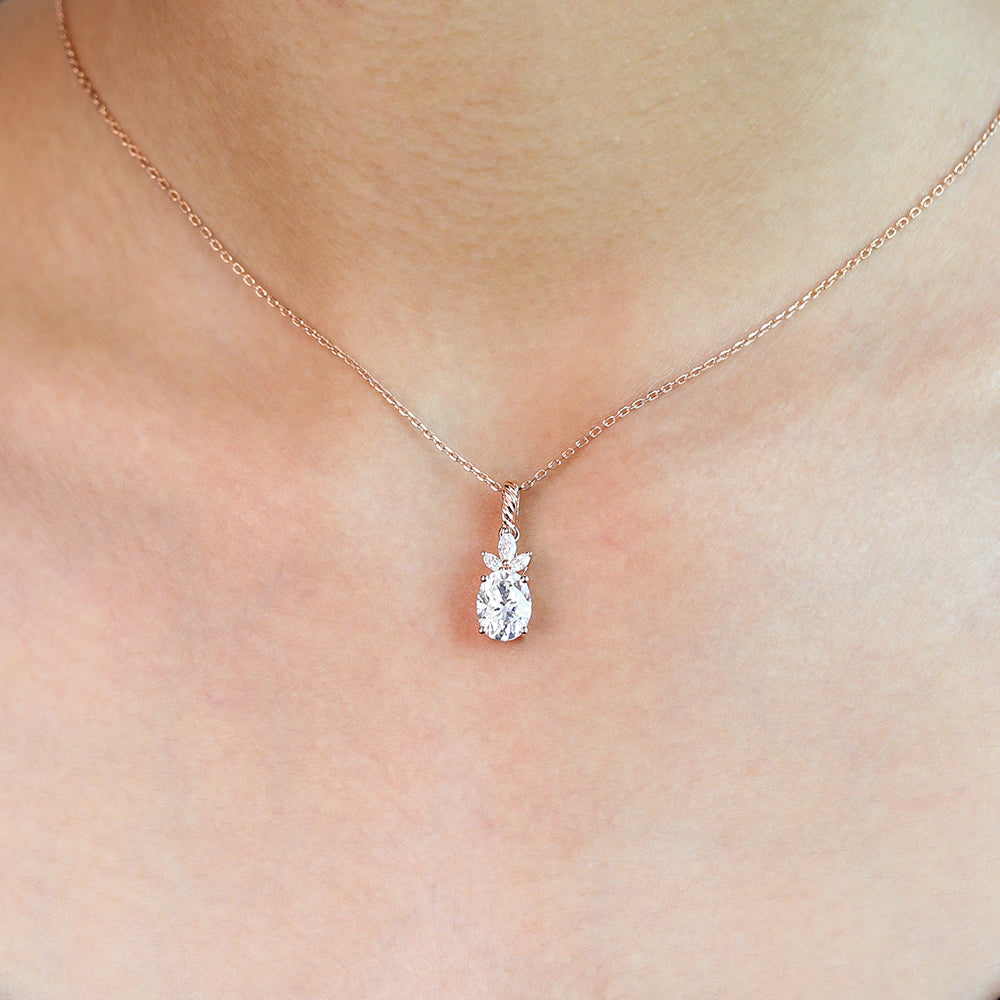 Oval Cut Cluster Lab Grown Pendant Necklace Ideas