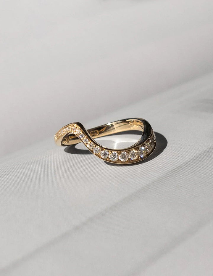 0.50CT-1.50CT Round E/VS CVD Diamond By Pass Engagement Dream Ring With Matching Band