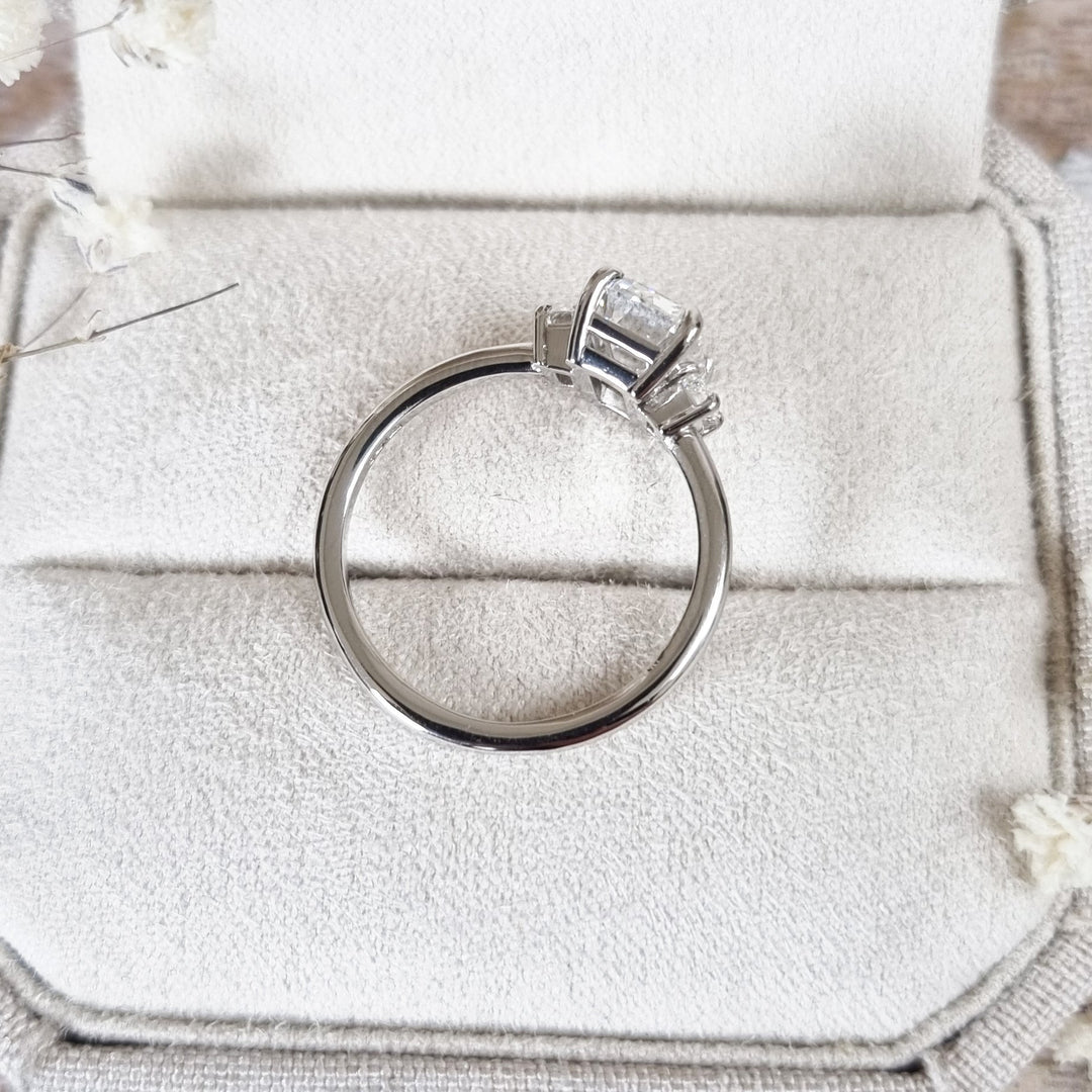 1-30-ct-3-30-ct-emerald-three-stone-e-vs1-lab-grown-diamond-engagement-ring