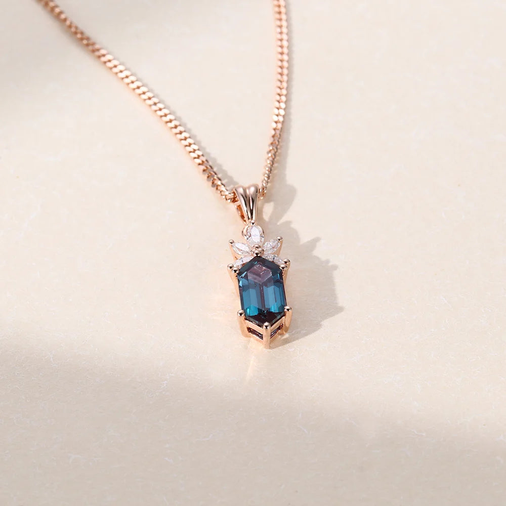 Elongated Hexagon Cut Cluster Lab Grown Diamond Necklace Designs