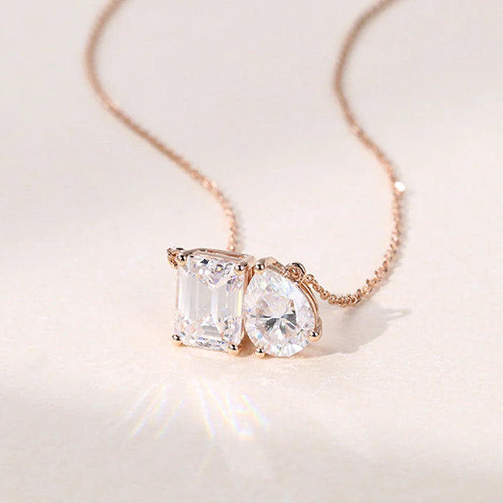 Emerald & Pear Cut Toi Et Moi Lab Grown Diamond Necklace Designs Unique