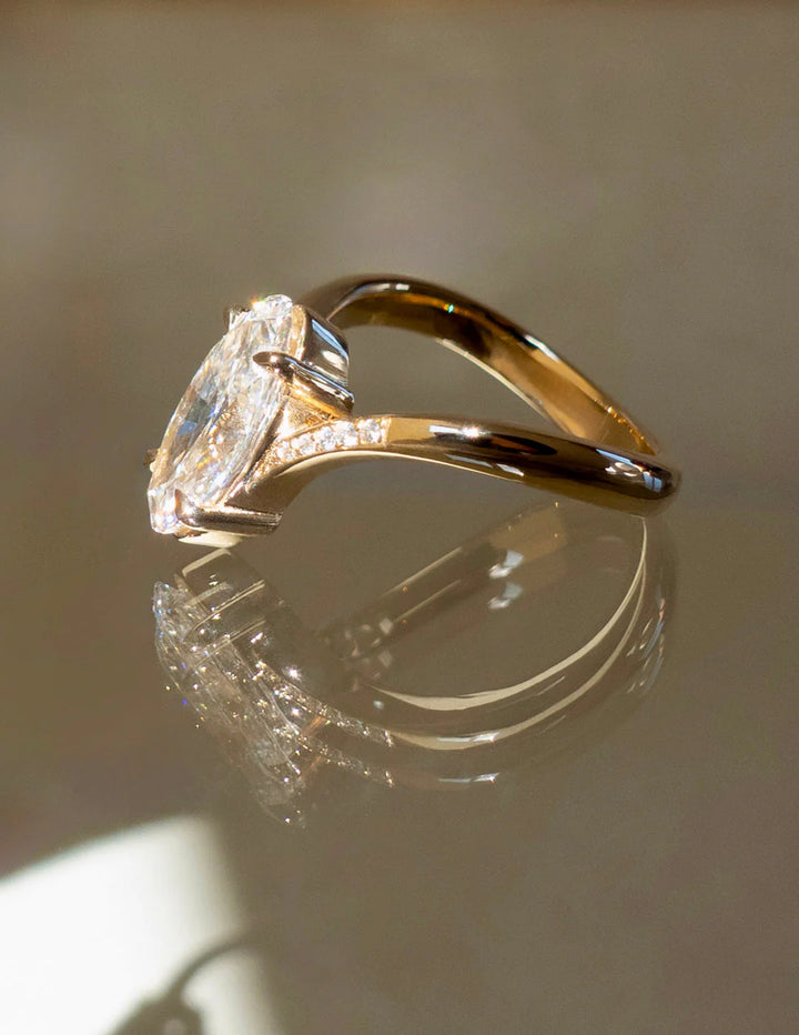 2.0CT-3.0CT Oval E/VS CVD Diamond Unique Engagement Couple Ring Design With Matching Band