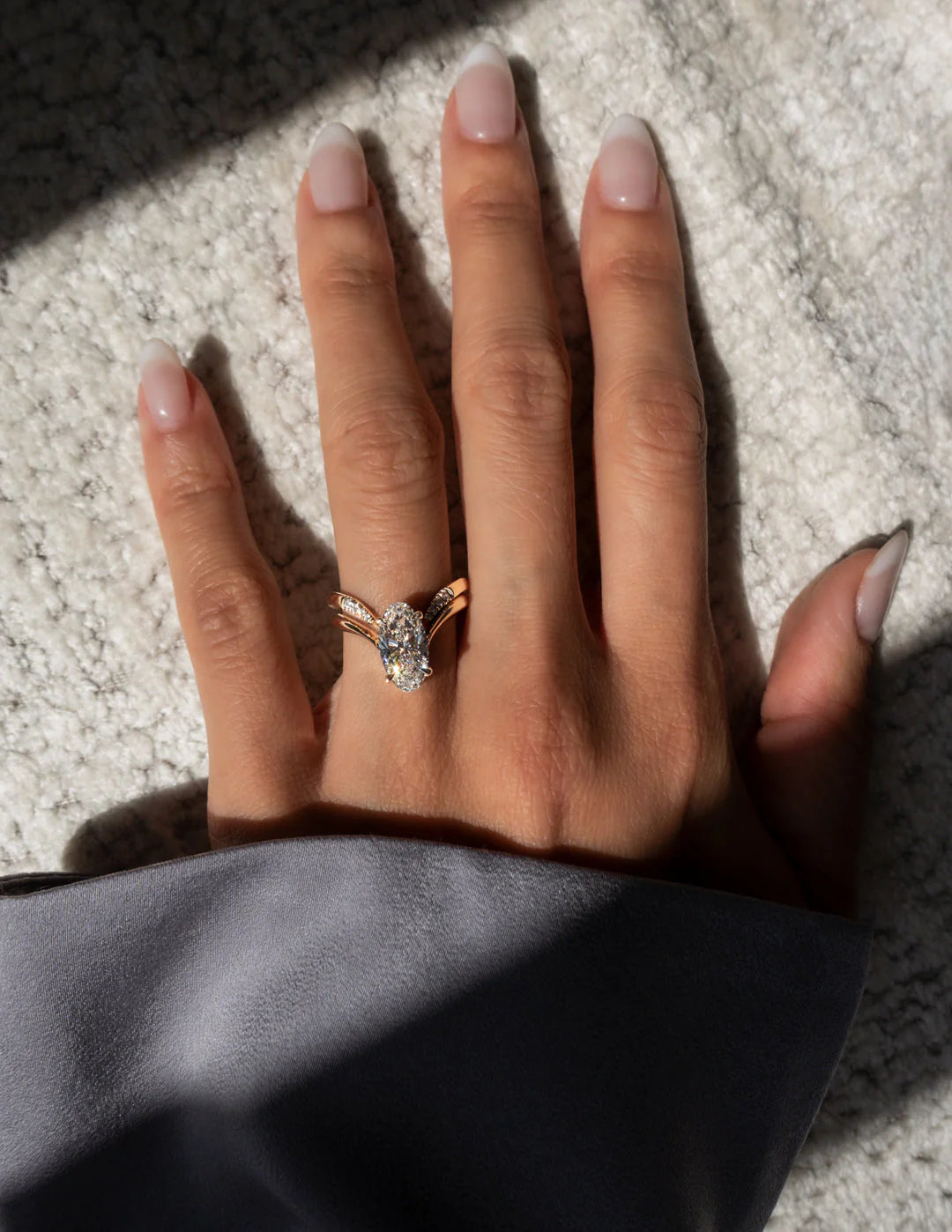 2.0CT-3.0CT Oval E/VS Diamond Unique Engagement Ring With Matching Classic Diamond Band