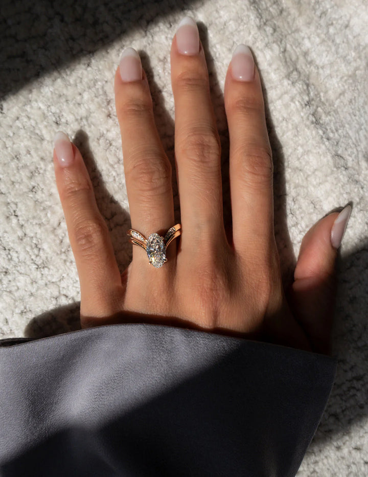 2.0CT-3.0CT Oval E/VS Diamond Unique Engagement Ring With Matching Classic Diamond Band