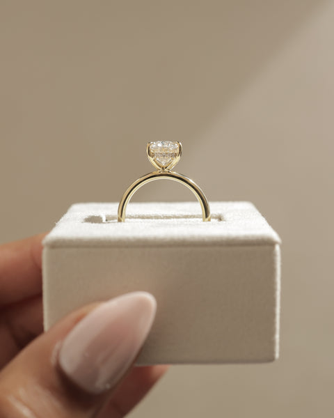 2.0CT Oval E/VS1 Lab Grown Diamond Hidden Halo Solitaire Engagement Ring