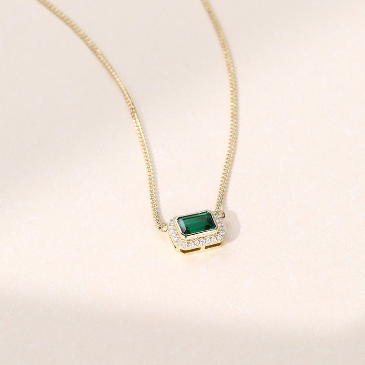 Emerald Cut Halo Lab Grown Diamond Necklace Designs