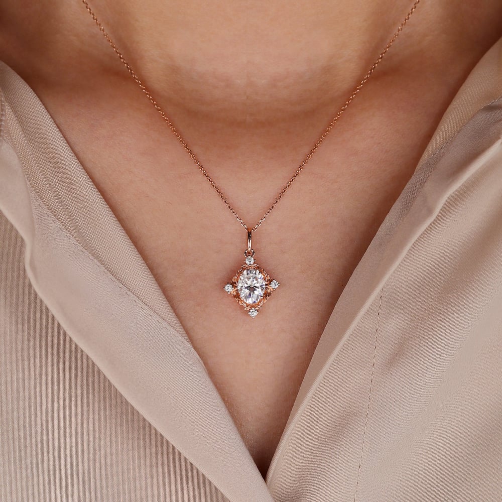 Oval Cut Lab Grown Diamond Necklace Designs