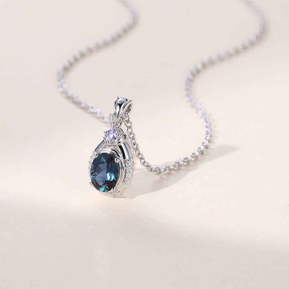 Oval Lab Grown Diamond Pendant Necklace For Women