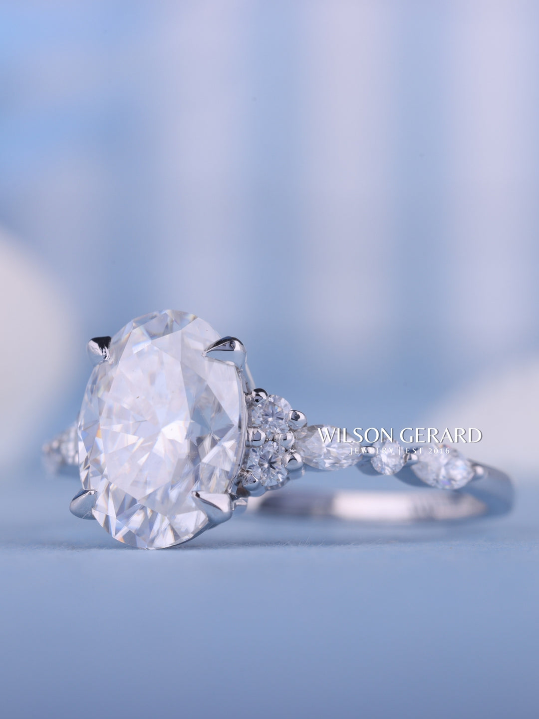 2.0CT Oval E/VS1 CVD Diamond Cluster Engagement Ring