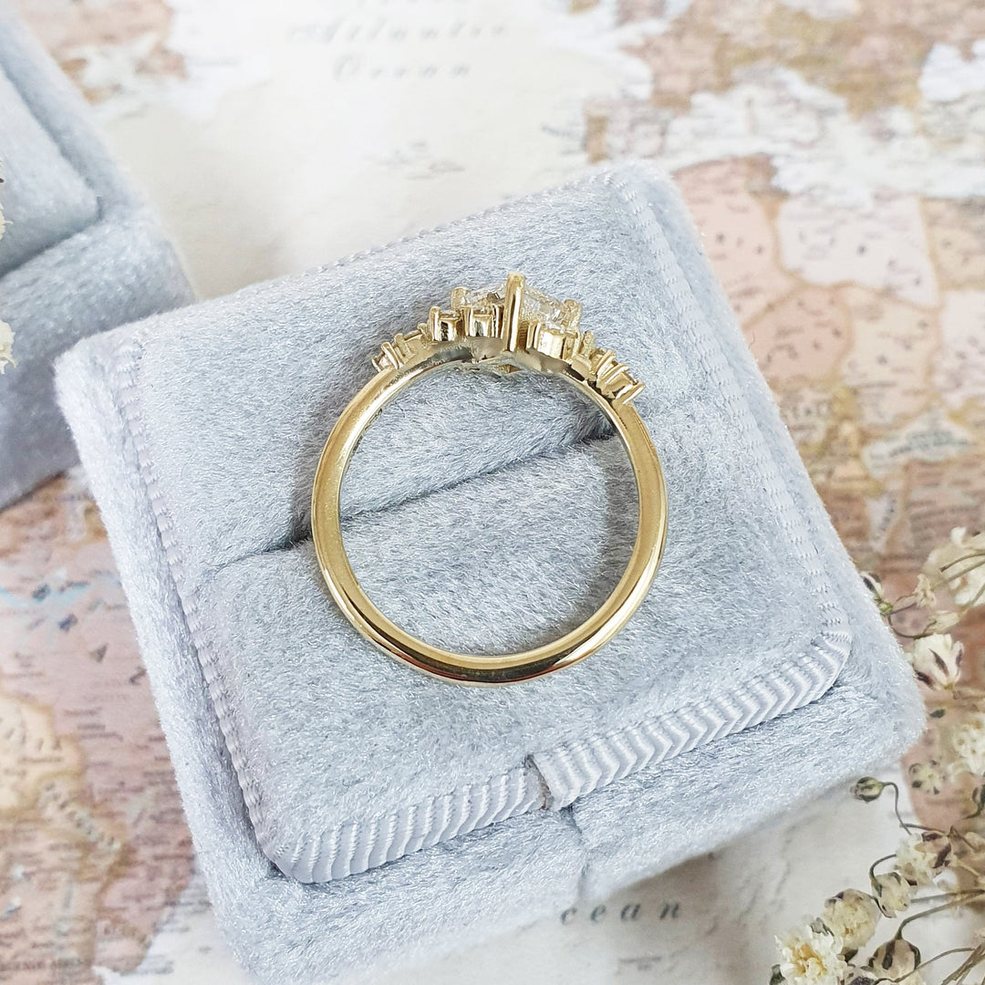 0-40-ct-princess-cut-cluster-style-f-vs1-lab-grown-diamond-engagement-ring