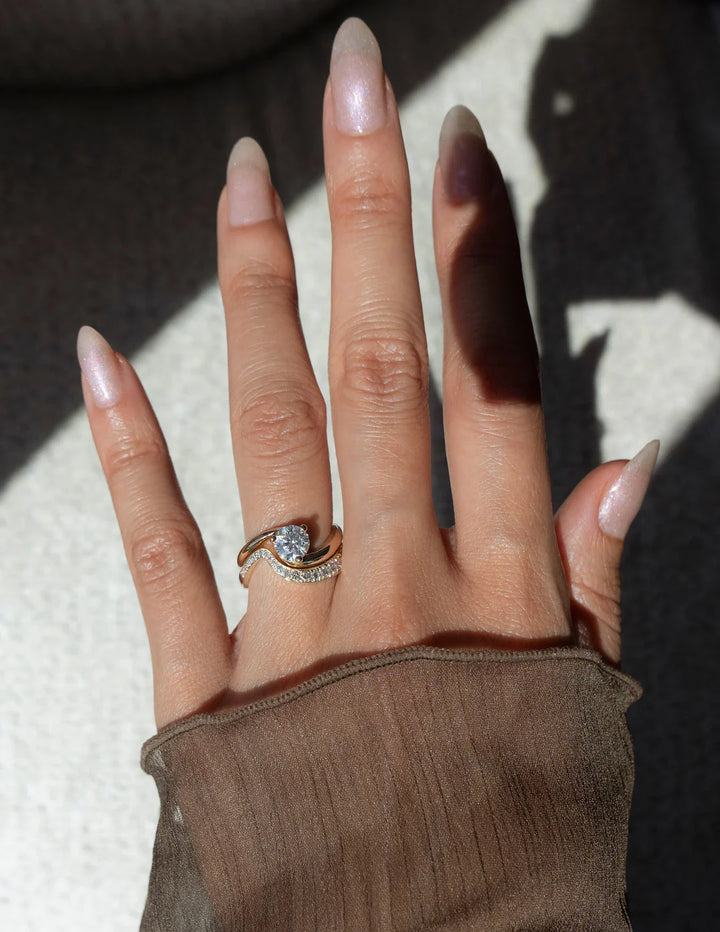 0.50CT-1.50CT Round E/VS CVD Diamond By Pass Engagement Dream Ring With Matching Band