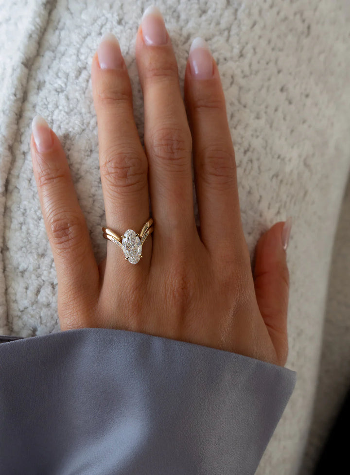 2.0CT-3.0CT Oval E/VS CVD Diamond Unique Engagement Couple Ring Design With Matching Band