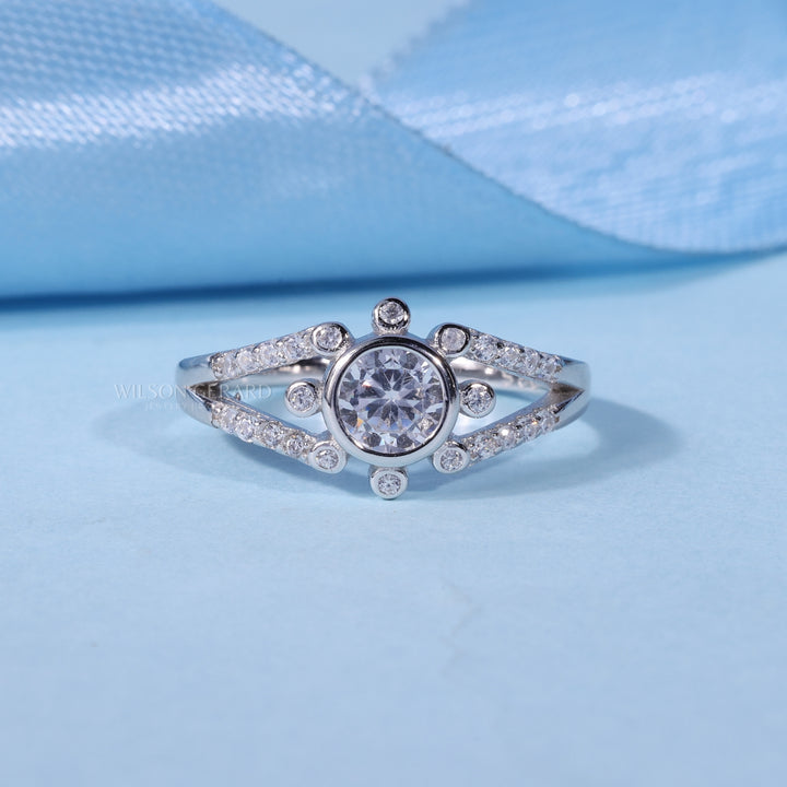 0.70CT Bezel Set Round Cut E/VS2 Lab Grown Diamond Split Shank Engagement Ring