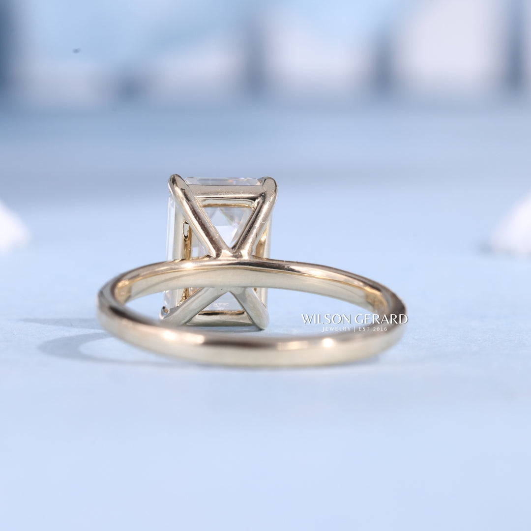 1.0CT Emerald E/VS Lab Grown Diamond Solitaire Engagement Ring