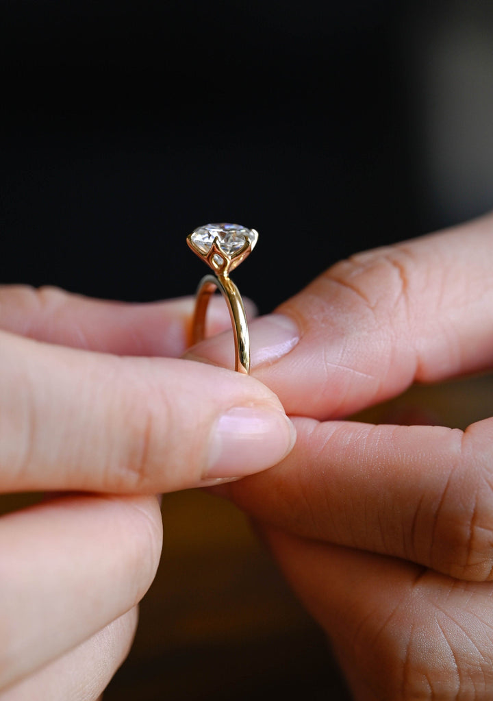 1.50CT Round Cut Solitaire Lab Grown Diamond Engagement Ring For Women