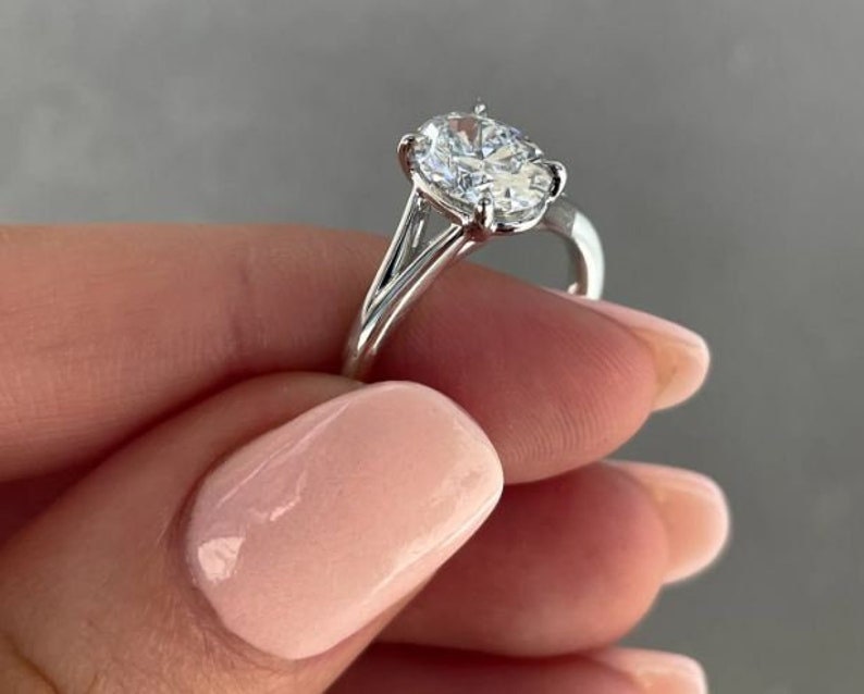 2.0CT Oval Cut Lab Grown Diamond Split Shank Engagement Ring For Women