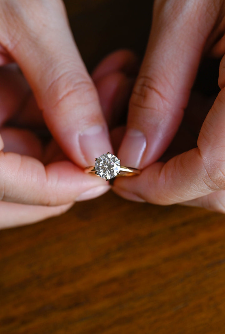 1.50CT Round Cut Solitaire Lab Grown Diamond Engagement Ring For Women