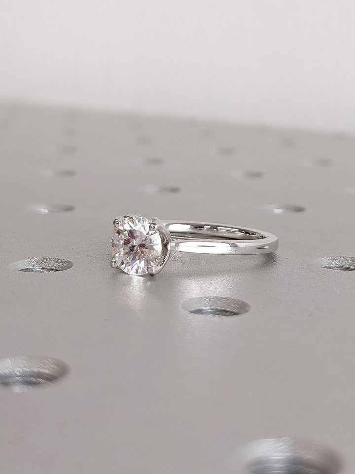 1.0CT Round Cut Solitaire Diamond Lab Grown Engagement Ring For Women