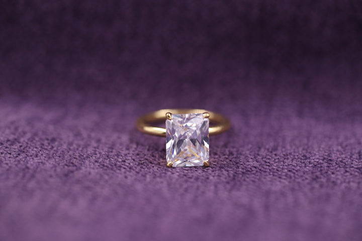 2.50CT Radiant Cut Solitaire Lab Grown Diamond Engagement Ring For Her