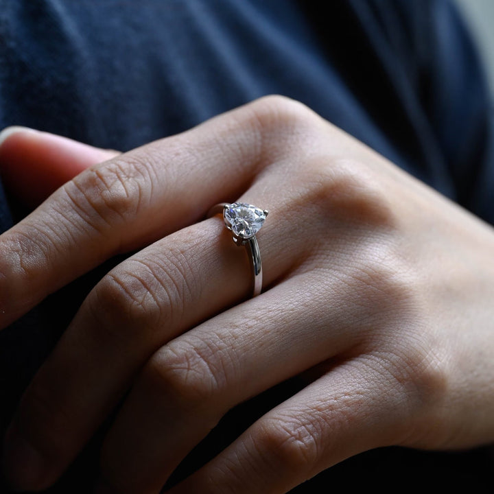 1.0CT Heart Cut Lab Grown Diamond Solitaire Engagement Ring For Her