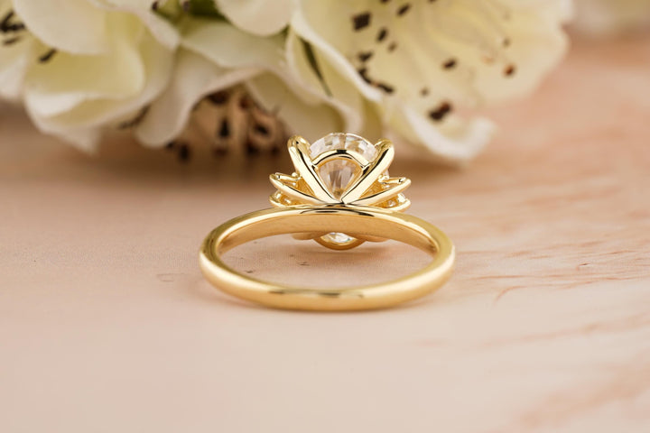 2.0CT Oval Cut Cluster Lab Grown Diamond Engagement Ring For Women