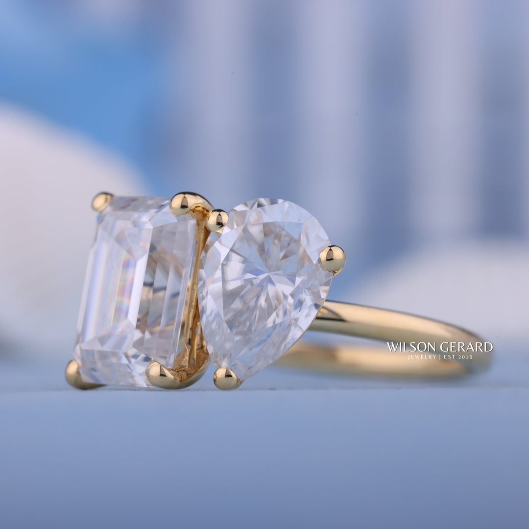 1.0CT Emerald & Pear E/VS1 Lab Grown Diamond Toi Et Moi Engagement Ring