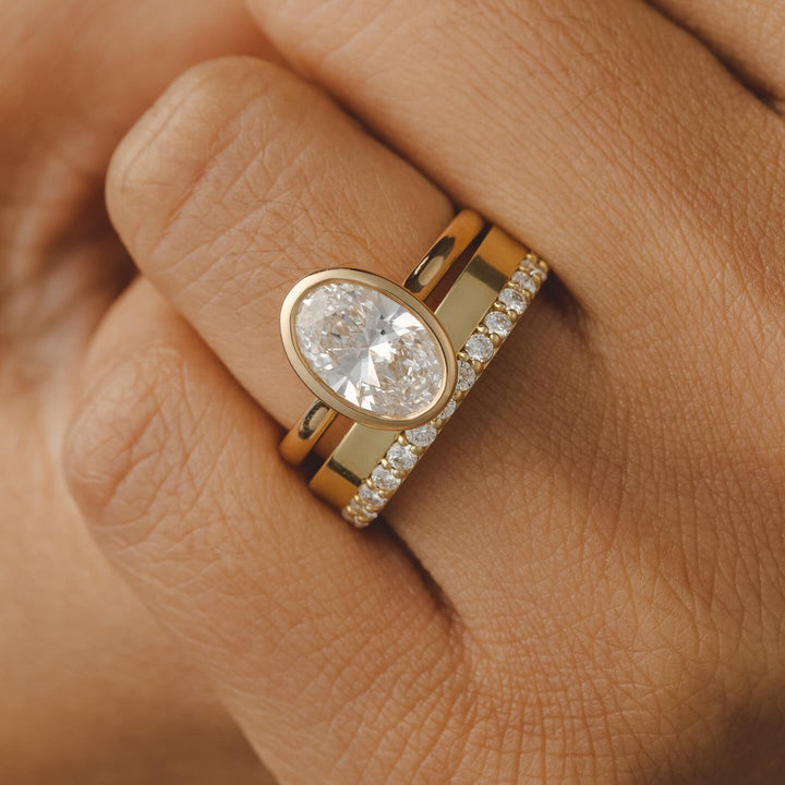 oval engagement ring with wedding band