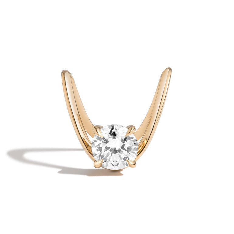 Round Lab Grown Diamond Engagement Ring