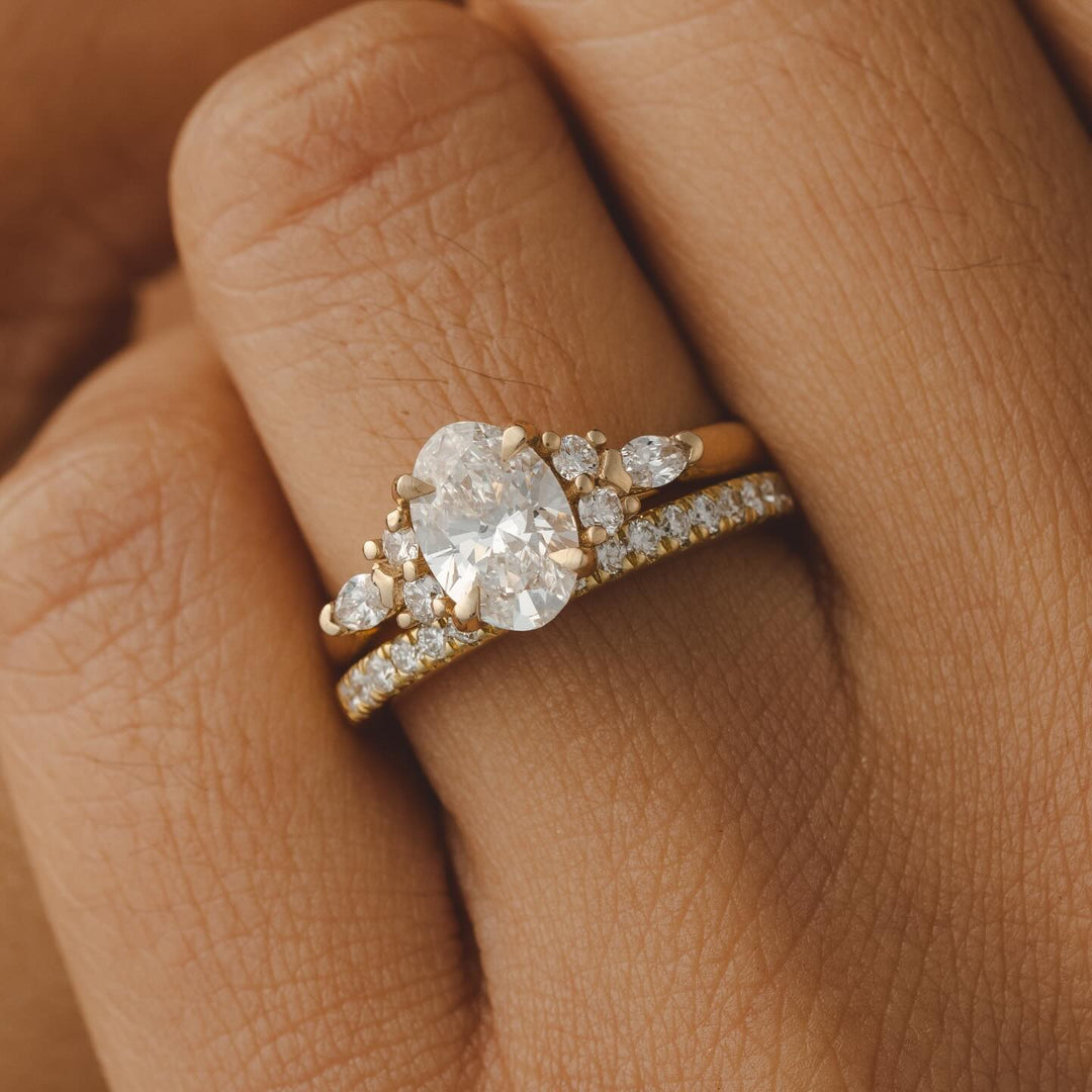 oval engagement ring with wedding band