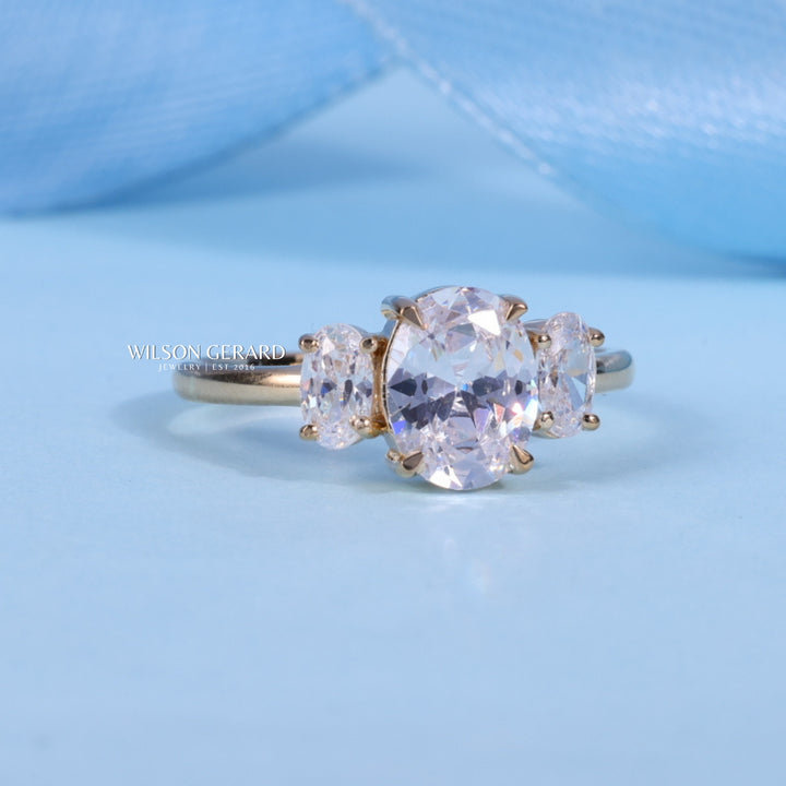 1.0CT Oval E/VS1 Lab Grown Diamond Three Stone Engagement Rings