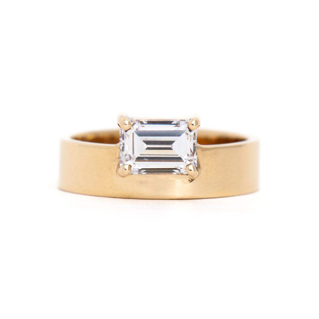 east west emerald cut lab grown diamond monolith engagement ring 1 carat E VS1 USA