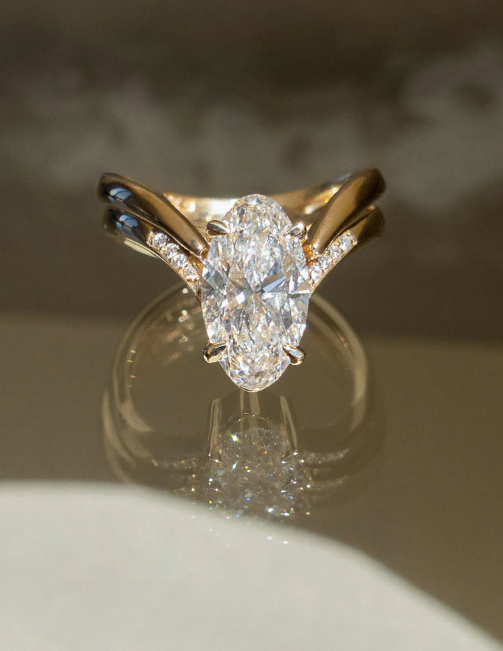 Oval Lab Diamond Ring With Matching Band