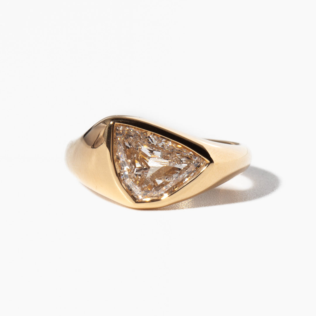 flow cut lab grown diamond antique engagement ring 2 carat E VS1