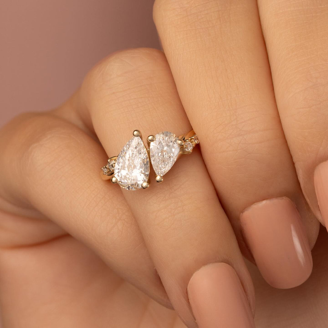 2.0ct Pear Cluster IGI Certified Toi Et Moi Engagement Ring