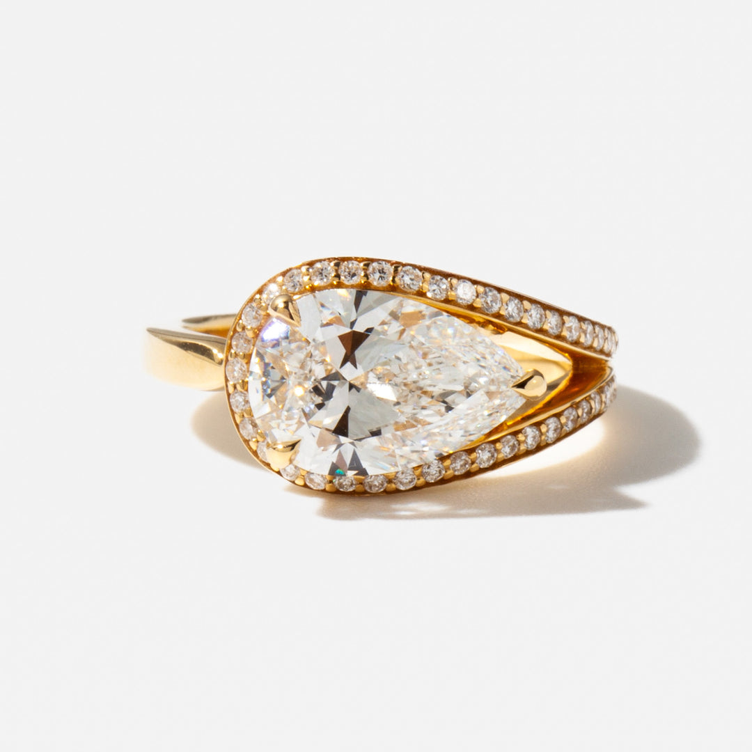 east west pear lab grown diamond engagement ring 2.5 carat E VS1