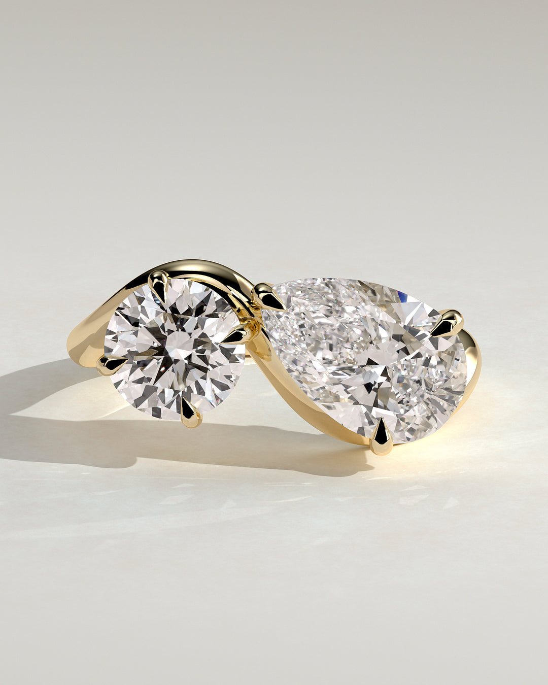 2.5ct Pear And Round Toi et Moi Curved Band Engagement Ring