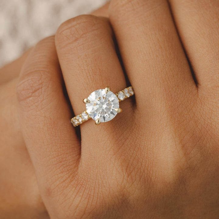 2.5ct Round IGI Certified Lab Grown Diamond Engagement Ring