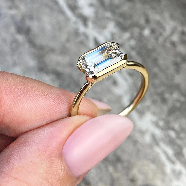 2ct Emerald F- VS1 Lab Grown Diamond Solitaire Engagement Ring
