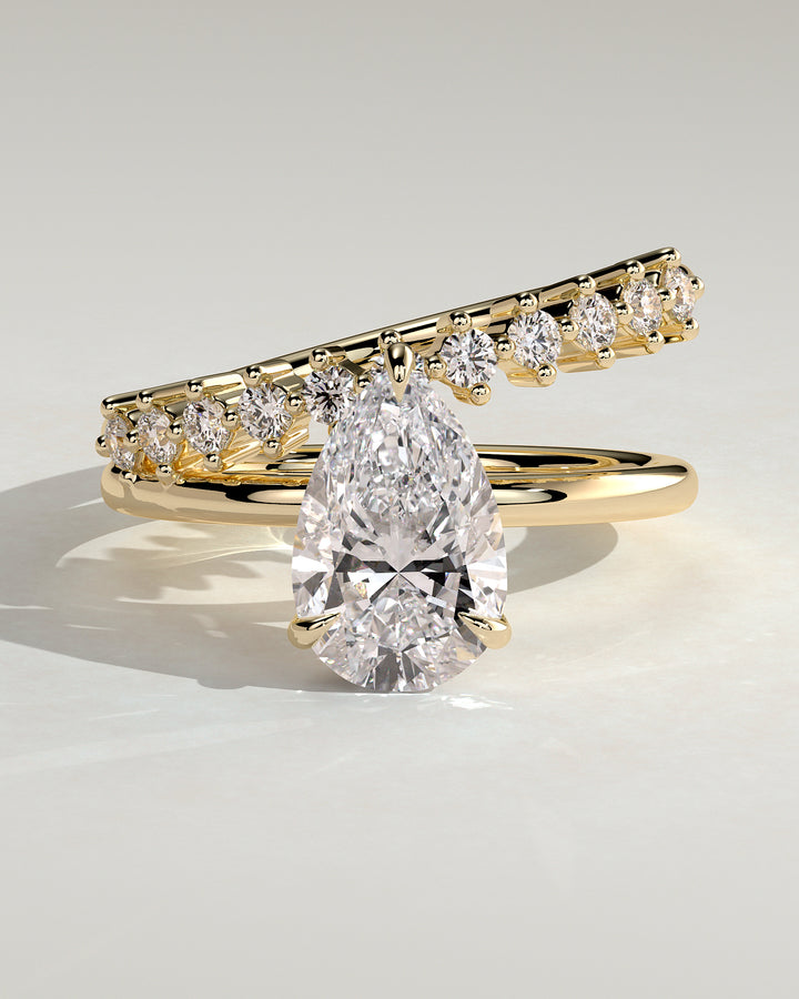 2ct Pear Solitaire  Engagement Ring with Round Cut Lab Grown Diamond Wedding Band